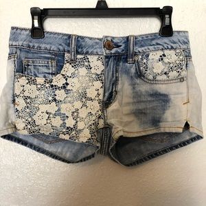 American Eagle Outfitters Floral Lace Shorts